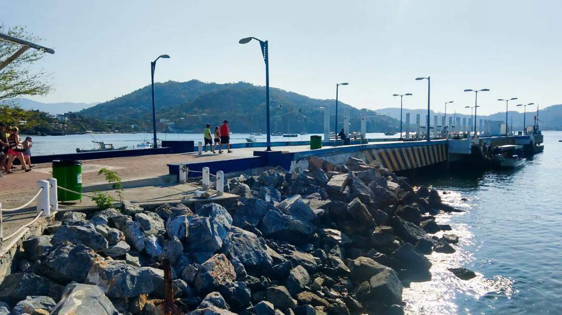 muelle ixtapa zihuatanejo